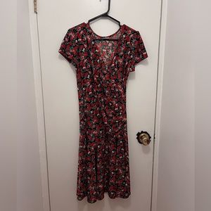 Red floral party dress - Suzy Shier M.
